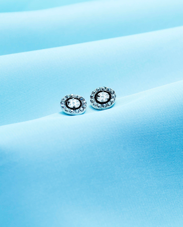 Black Tops-White Circle