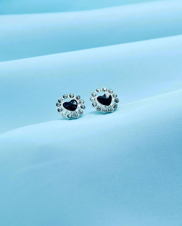 Black Tops-Heart in Circle