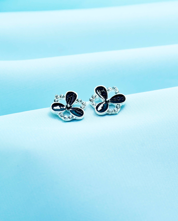 Black Tops-Flower Outline