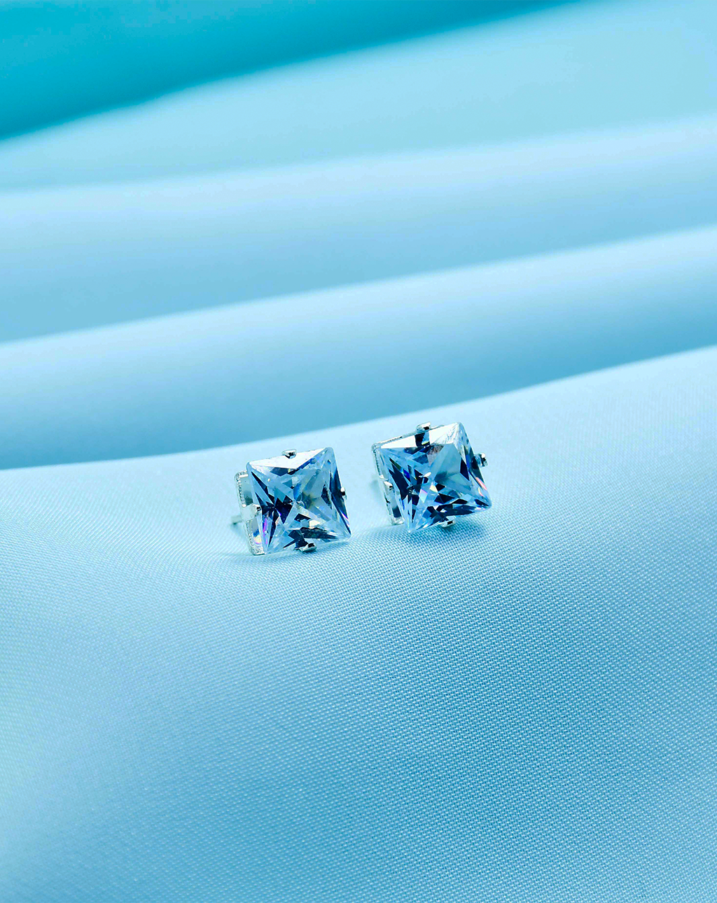 Square Crystal Tops-White