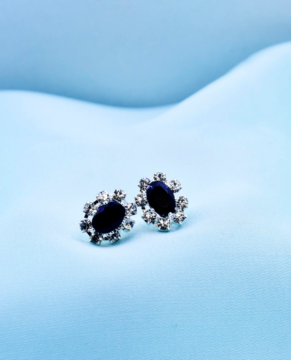 Cubic Zirconia Ovel Crystal Tops-Black