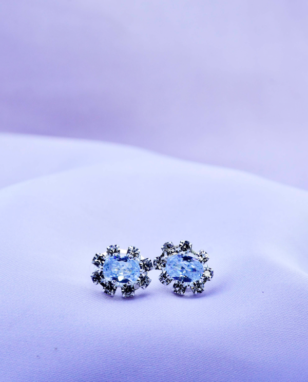 Cubic Zirconia Ovel Crystal Tops-White