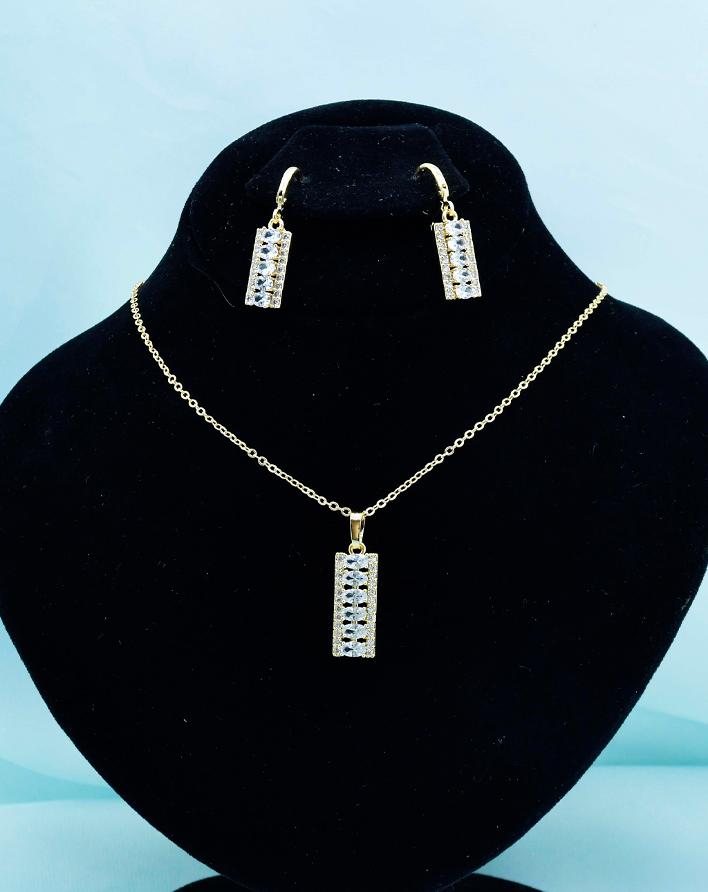 Gold Plated Rectangle Crystal Necklace Set-White